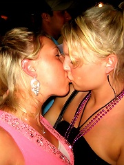 girls kissing megamix 113